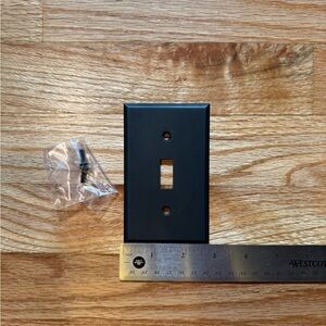 Rejuvenation Single Toggle Switch Plate, Oil-Rubbed Bronze, 10 Pack